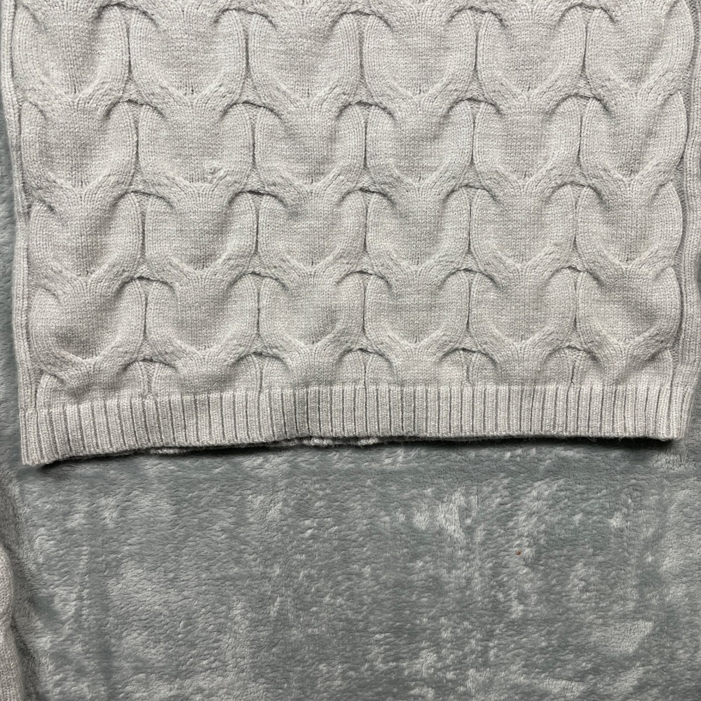 Aeropostale Off Shoulder Cable Knit Sweater Light Gray Size Medium - Picture 3 of 10